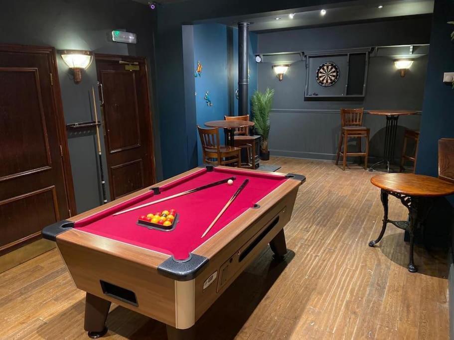 The Lettered Board Apartments Pickering Esterno foto