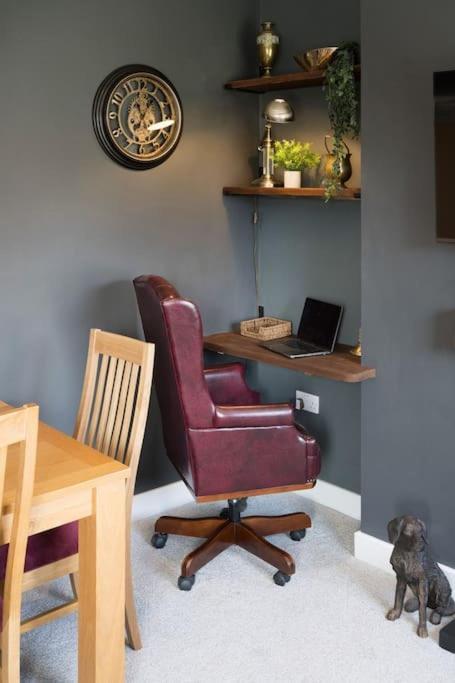 The Lettered Board Apartments Pickering Esterno foto