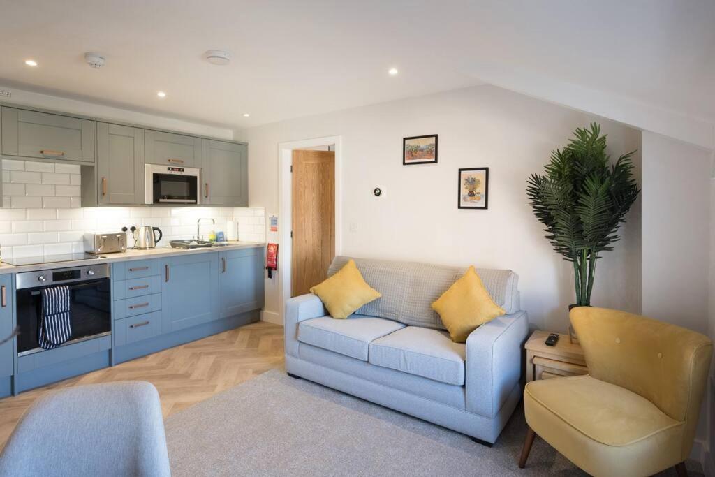 The Lettered Board Apartments Pickering Esterno foto